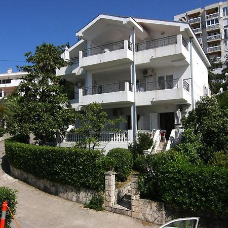 Nikic Apartments Herceg Novi Bagian luar foto