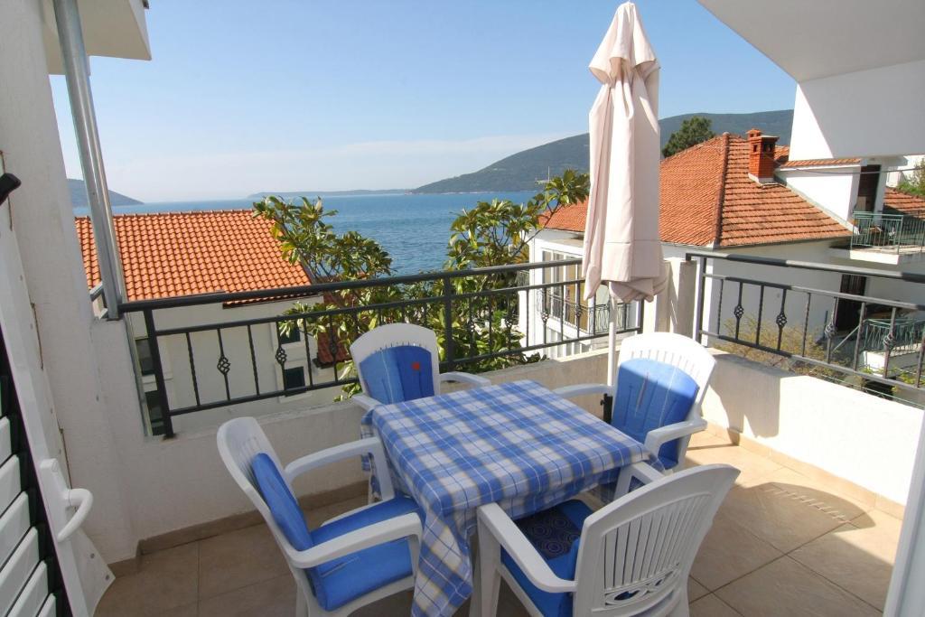 Nikic Apartments Herceg Novi Bagian luar foto