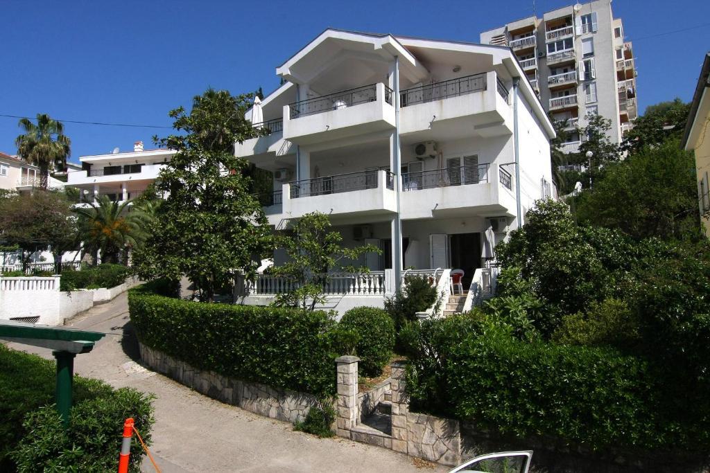 Nikic Apartments Herceg Novi Bagian luar foto