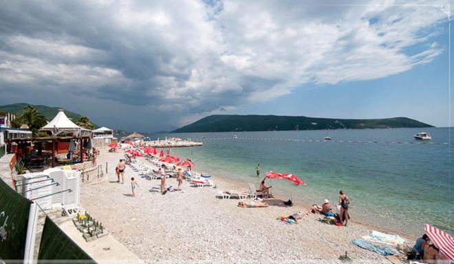 Nikic Apartments Herceg Novi Bagian luar foto